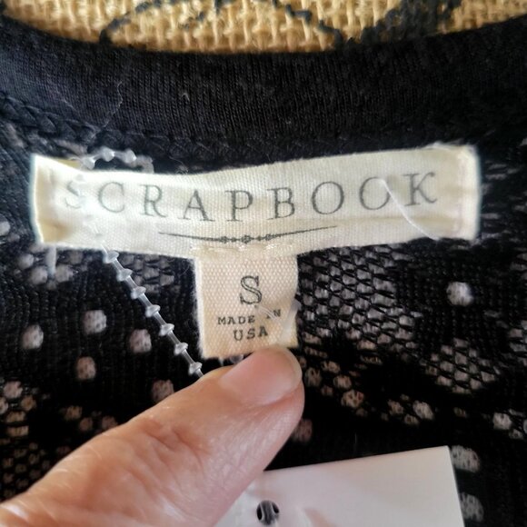 Scrapbook Black & Ivory Open Front Poncho/ Cardigan with Fringe Detail- S - Picture 7 of 9